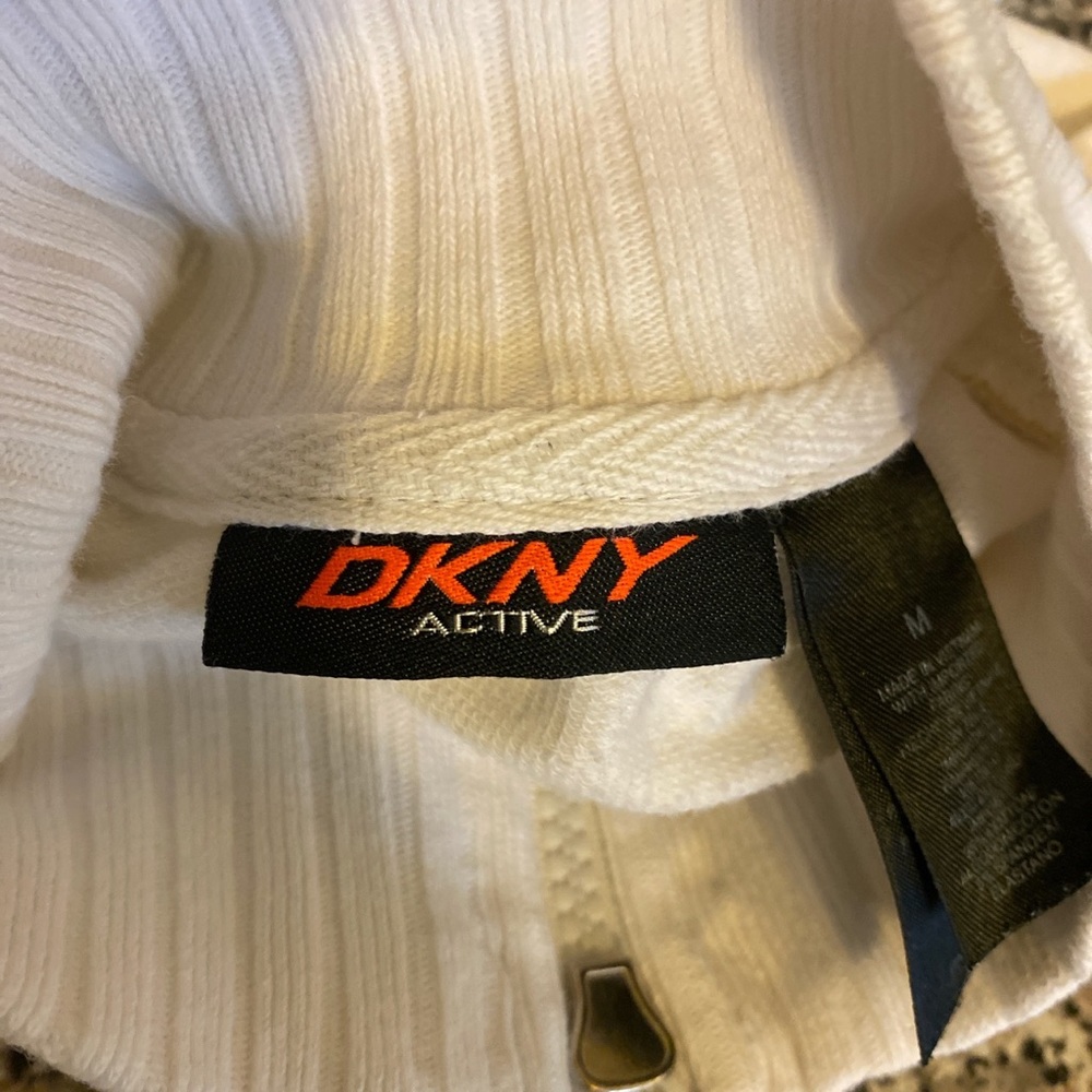 Dkny Active - image 4